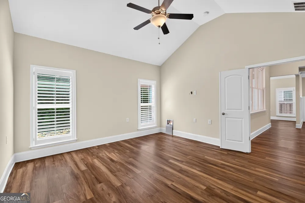 523 Margaret LN Woodstock, GA 30188