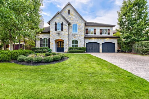 27 Johnathan Landing Court