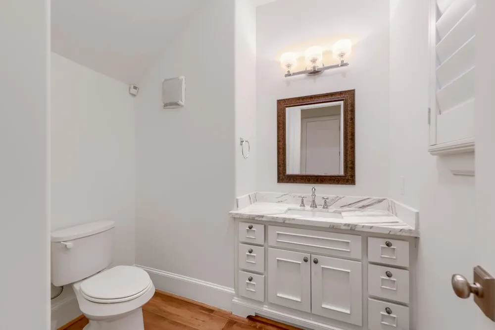 27 Johnathan Landing Court Spring, TX 77389