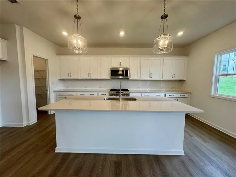 5441 Hargrove Way Flowery Branch, GA 30542