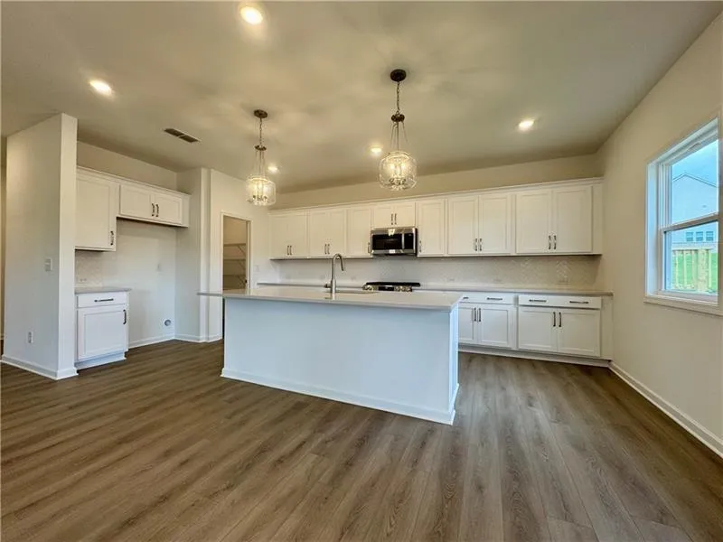 5441 Hargrove Way Flowery Branch, GA 30542