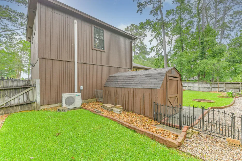 252 Springs Edge Drive Montgomery, TX 77356
