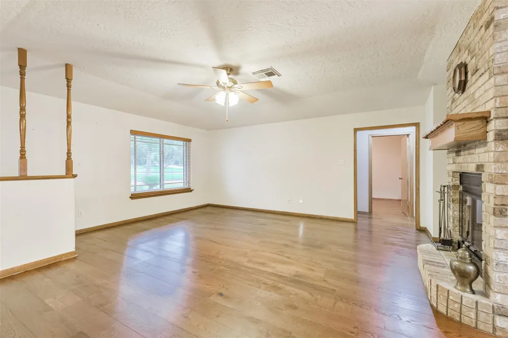 252 Springs Edge Drive Montgomery, TX 77356