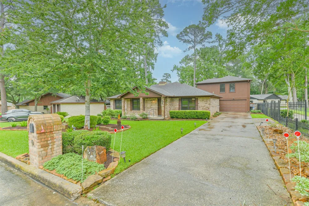 252 Springs Edge Drive Montgomery, TX 77356
