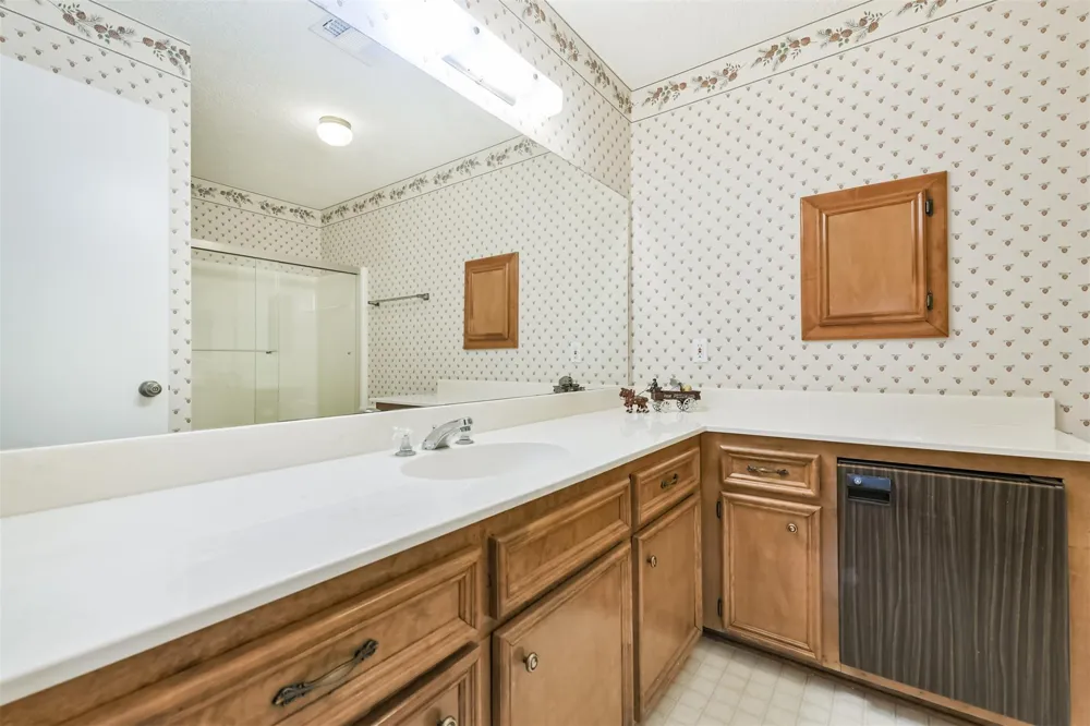 252 Springs Edge Drive Montgomery, TX 77356