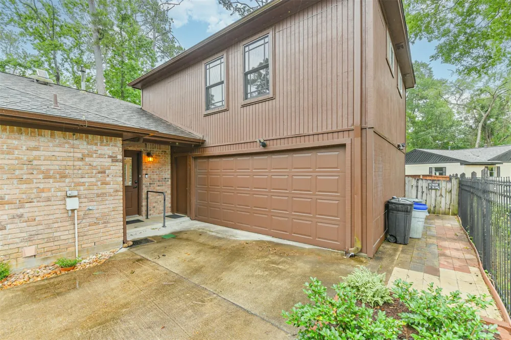 252 Springs Edge Drive Montgomery, TX 77356