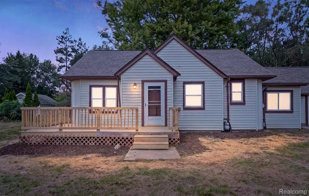 15564 Almont Road Berlin Township, MI 48002
