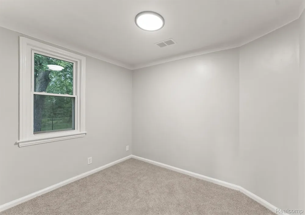 15564 Almont Road Berlin Township, MI 48002