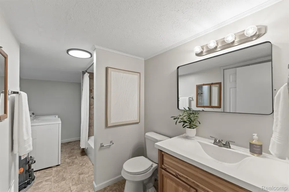 15564 Almont Road Berlin Township, MI 48002