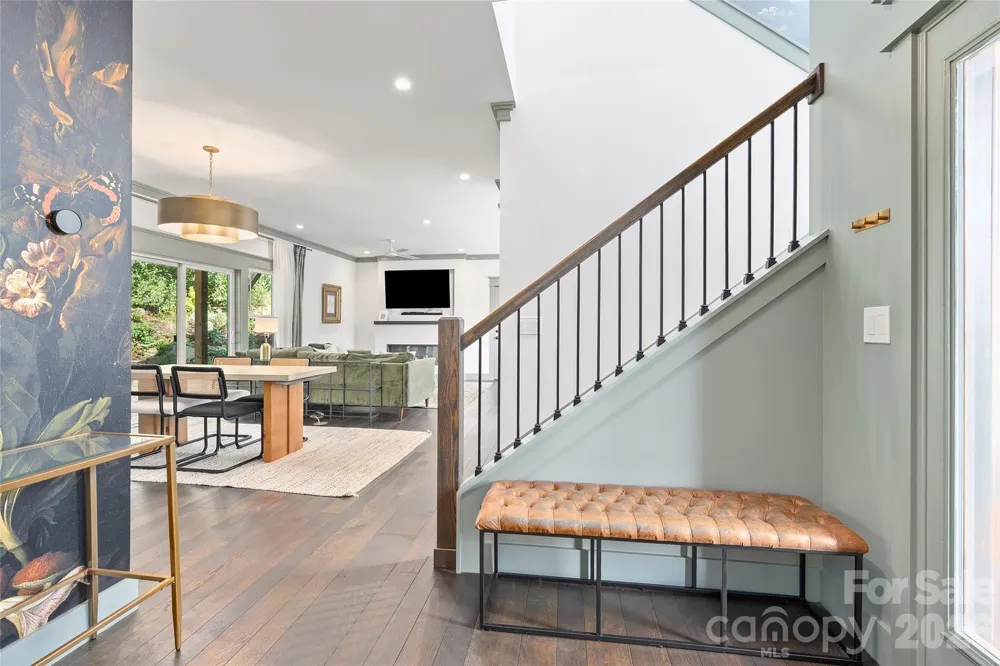 55 Acona Lane Asheville, NC 28803