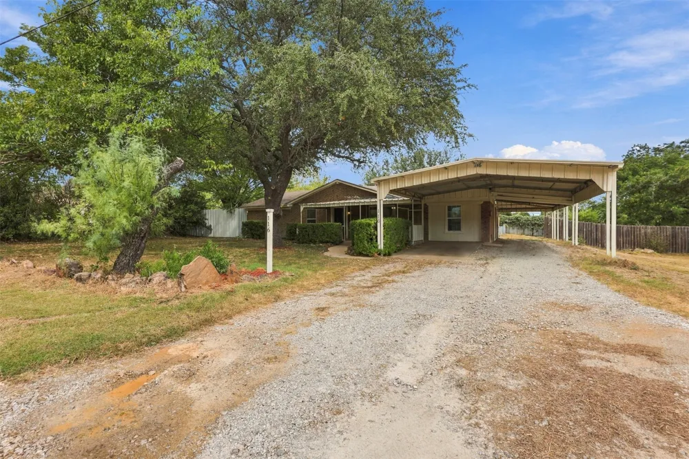 116 Eastridge Drive Springtown, TX 76082
