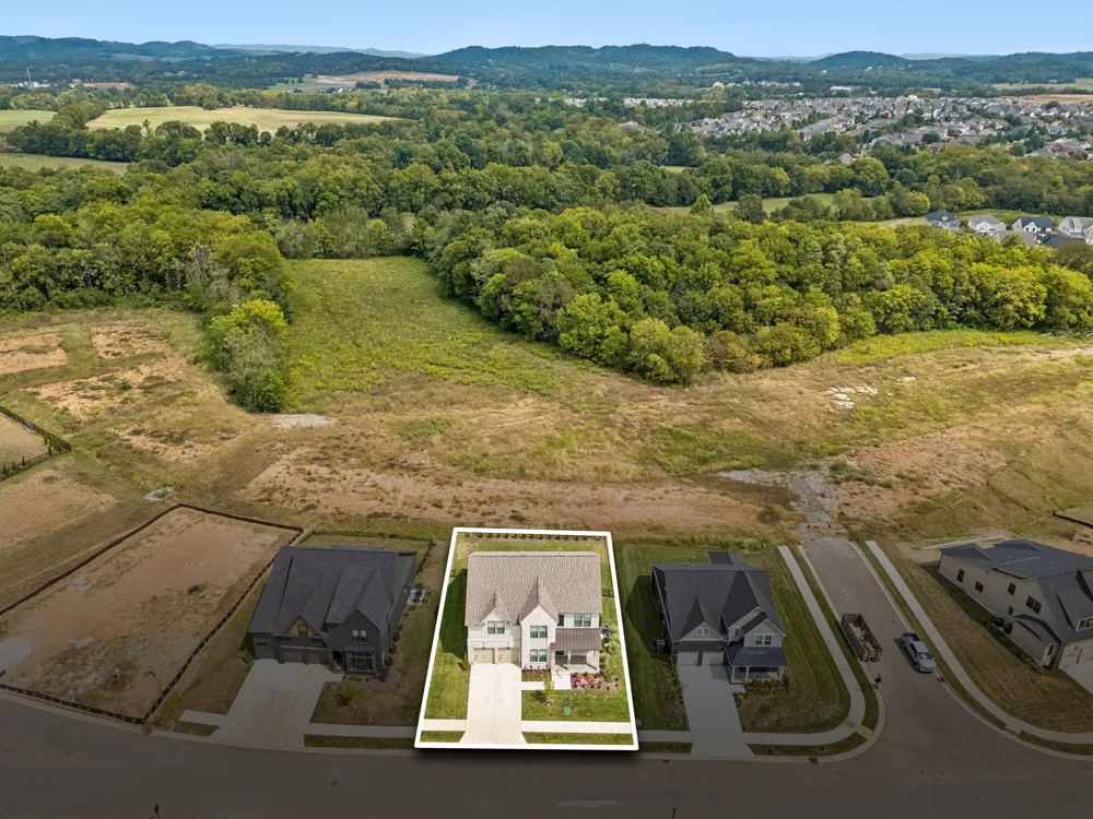 2078 Riley Park Dr Franklin, TN 37064