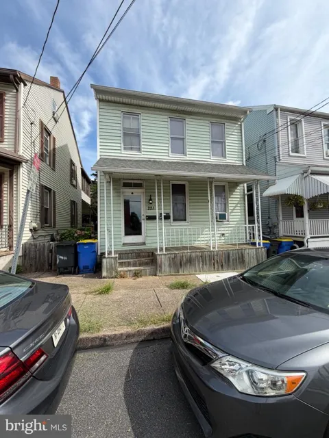 221 ANN STREET #APT B
