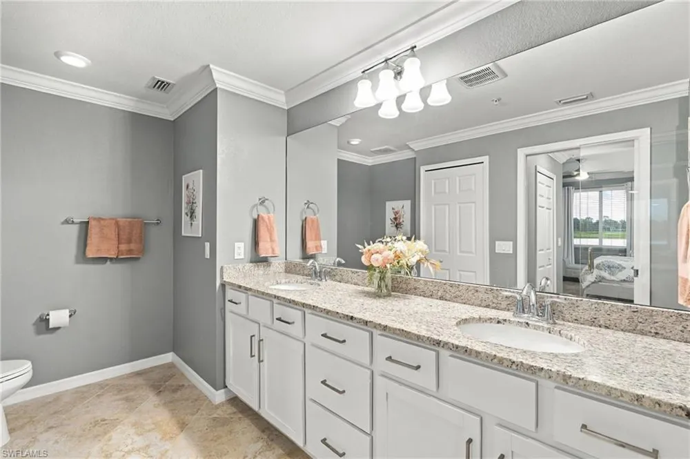 14050 Heritage Landing Boulevard #211 Punta Gorda, FL 33955