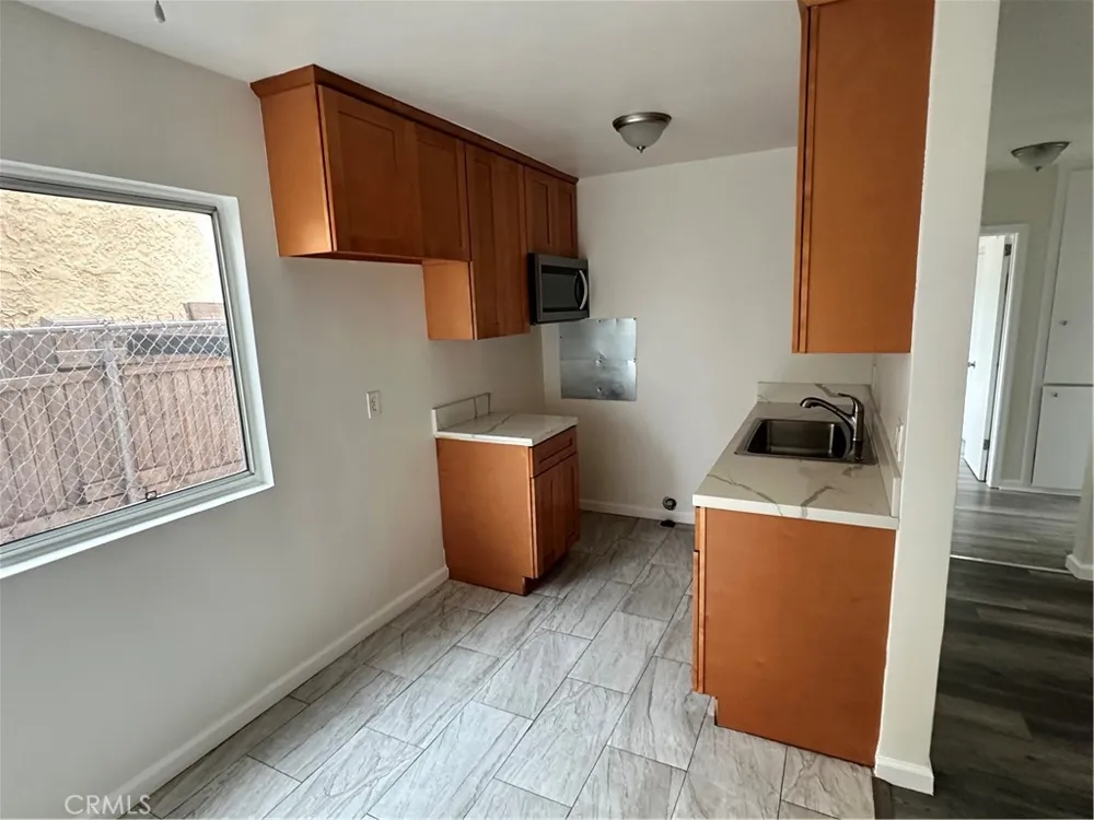 5458 Smiley Drive #2 Los Angeles, CA 90016