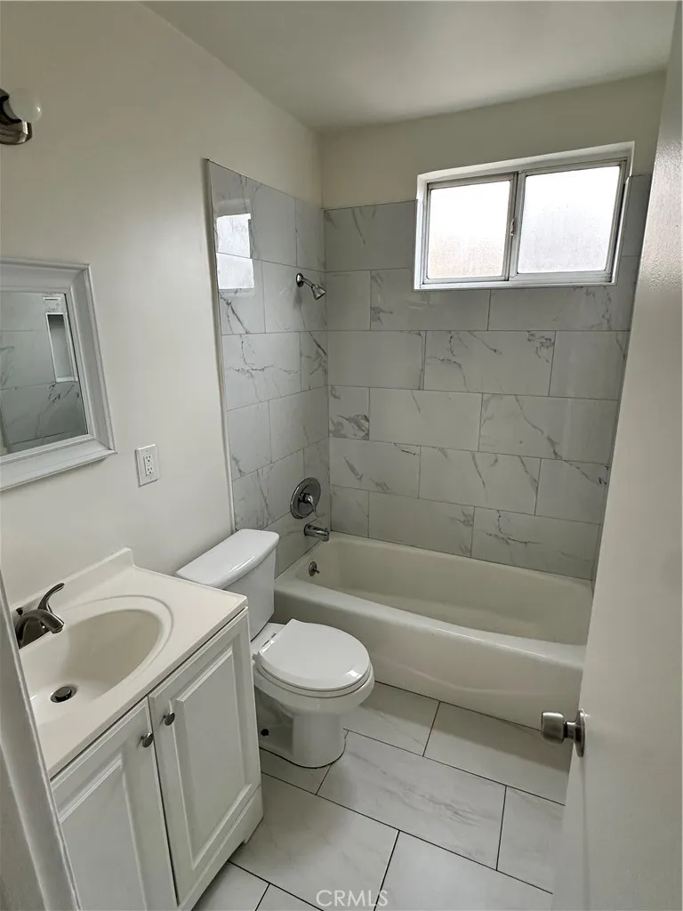 5458 Smiley Drive #2 Los Angeles, CA 90016