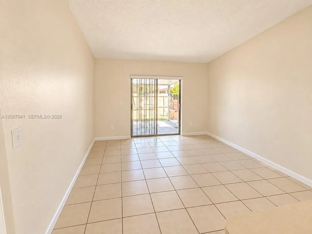 12796 NW 102 CT Hialeah Gardens, FL 33018