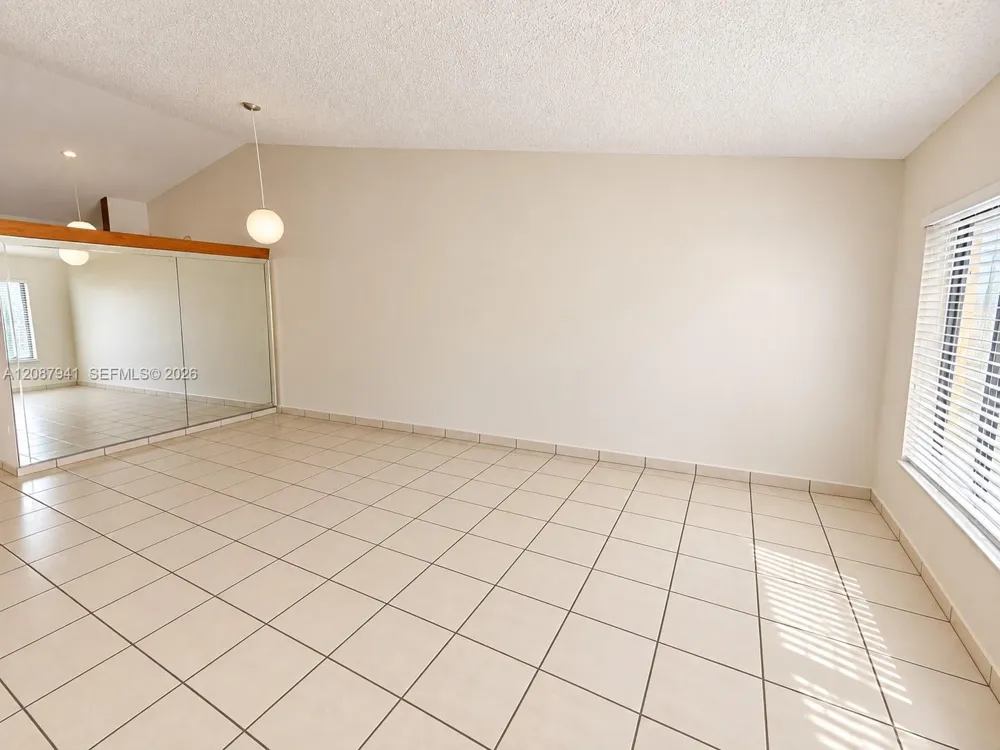 12796 NW 102 CT Hialeah Gardens, FL 33018