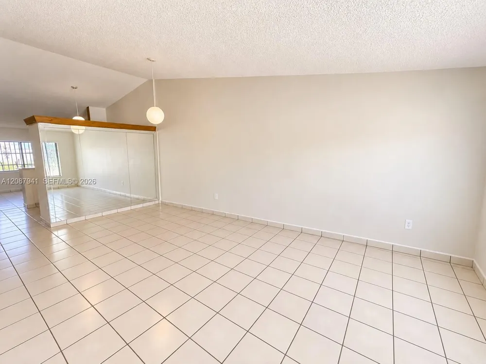 12796 NW 102 CT Hialeah Gardens, FL 33018