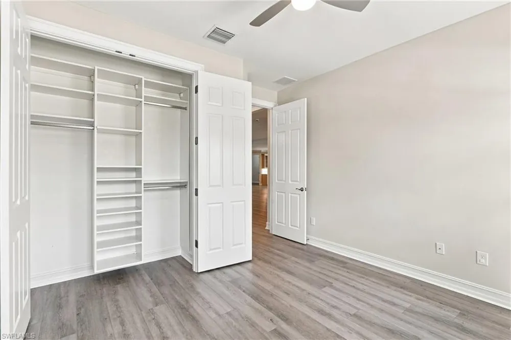 28140 Captiva Shell Loop Bonita Springs, FL 34135