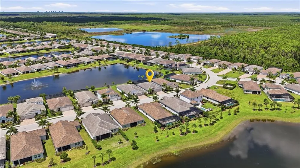 28140 Captiva Shell Loop Bonita Springs, FL 34135