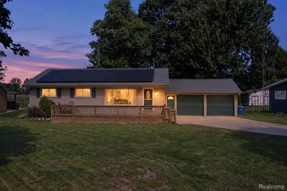 618 Maxine Drive Davison City, MI 48423