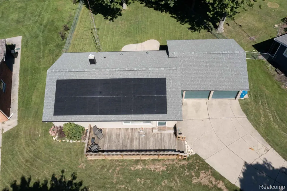 618 Maxine Drive Davison City, MI 48423