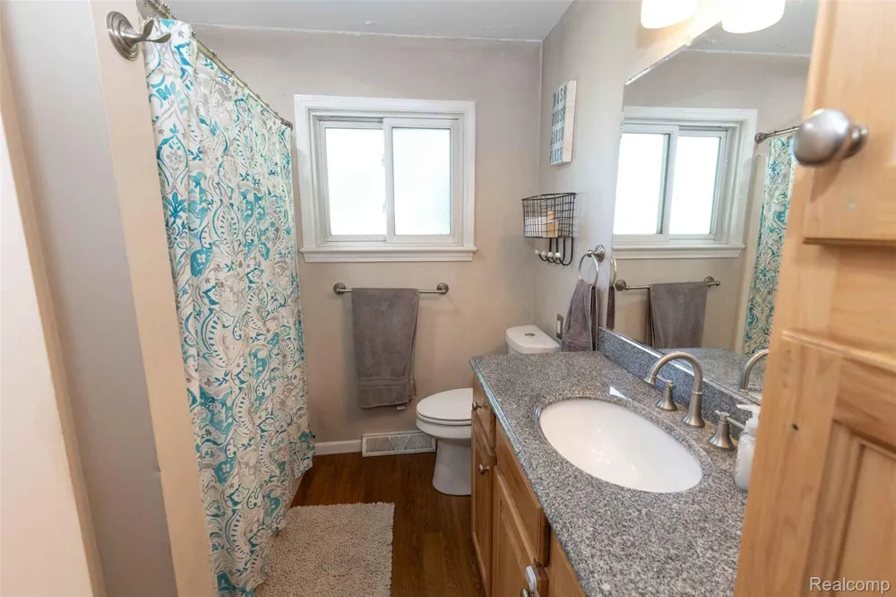 618 Maxine Drive Davison City, MI 48423