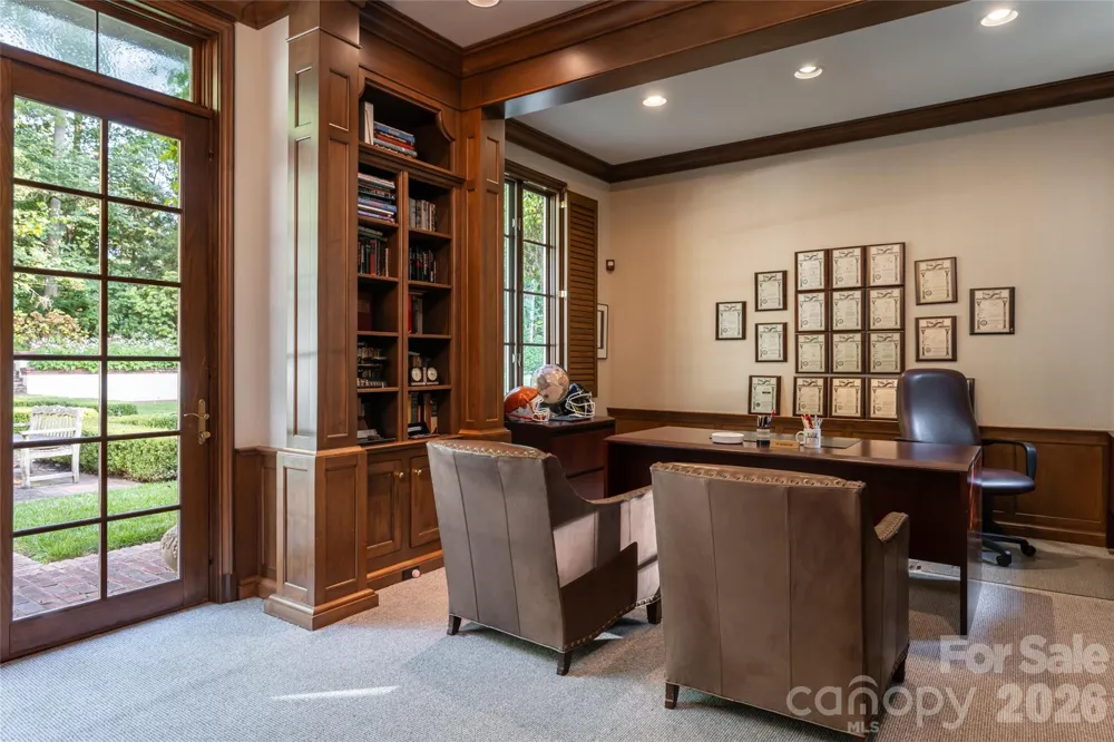 6 Frith Drive Asheville, NC 28803