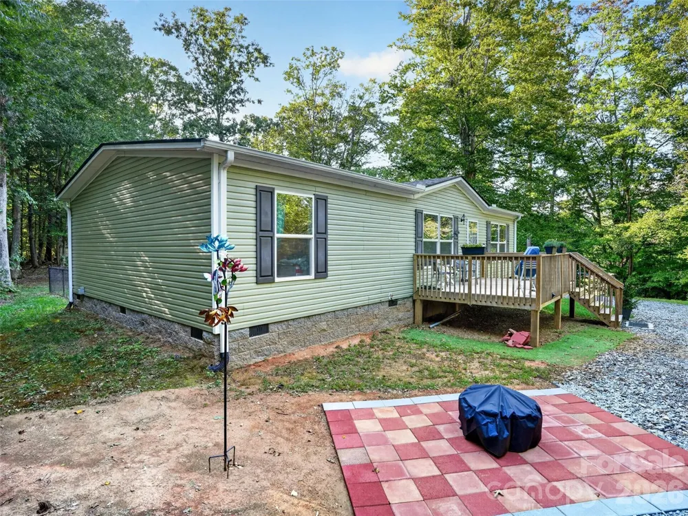 117 Eade Road Hendersonville, NC 28792