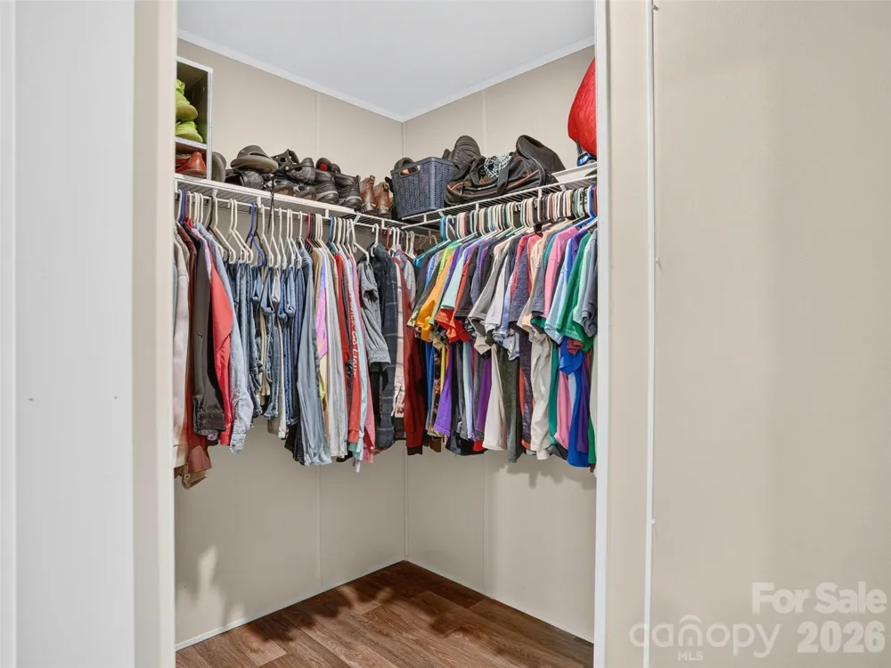 117 Eade Road Hendersonville, NC 28792