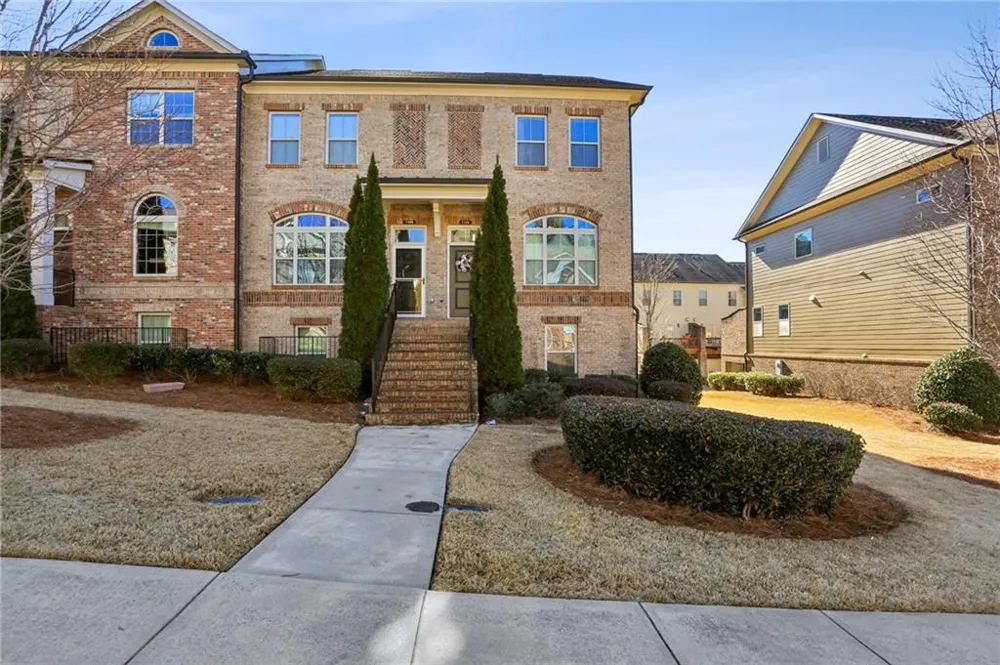 7395 Glisten Avenue Sandy Springs, GA 30328
