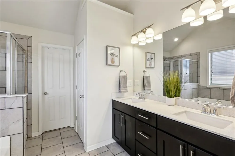 7395 Glisten Avenue Sandy Springs, GA 30328
