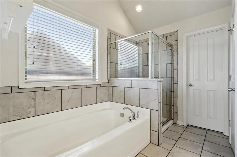 7395 Glisten Avenue Sandy Springs, GA 30328