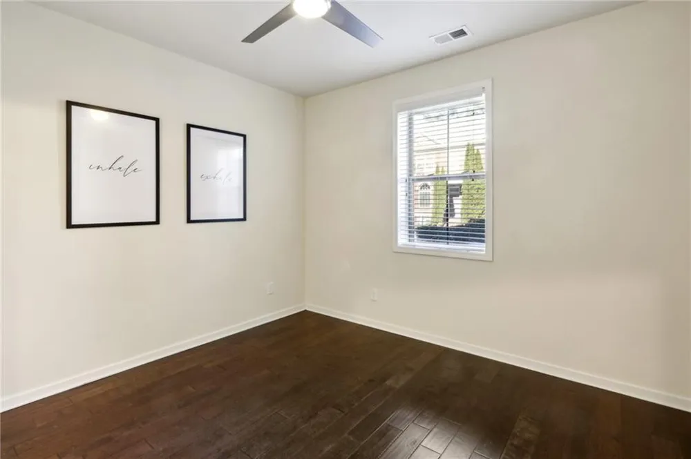 7395 Glisten Avenue Sandy Springs, GA 30328