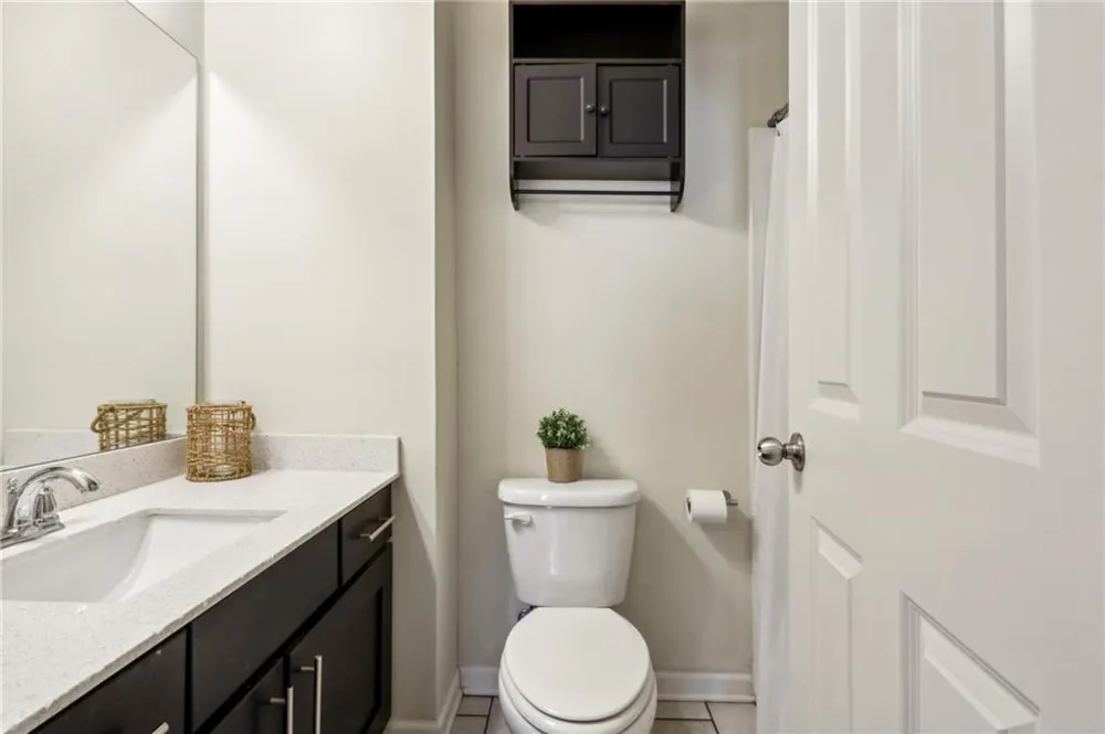 7395 Glisten Avenue Sandy Springs, GA 30328