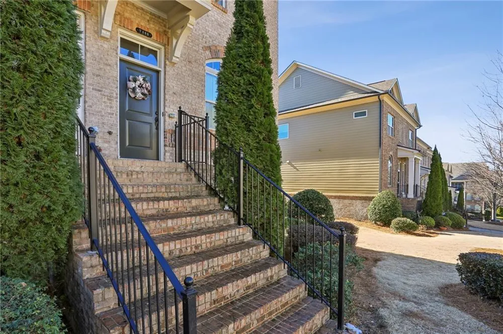 7395 Glisten Avenue Sandy Springs, GA 30328