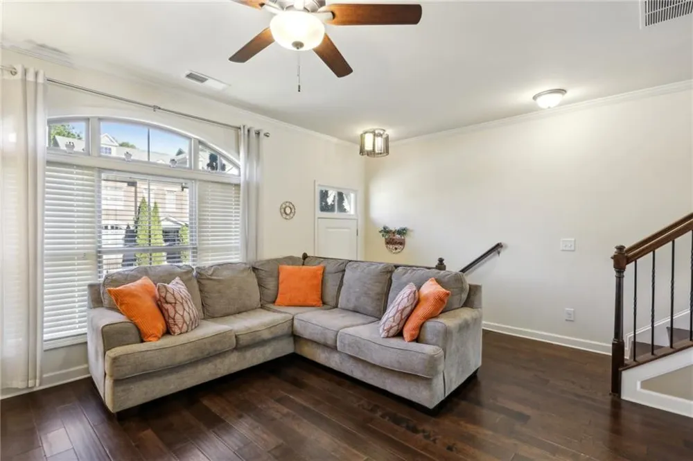 7395 Glisten Avenue Sandy Springs, GA 30328