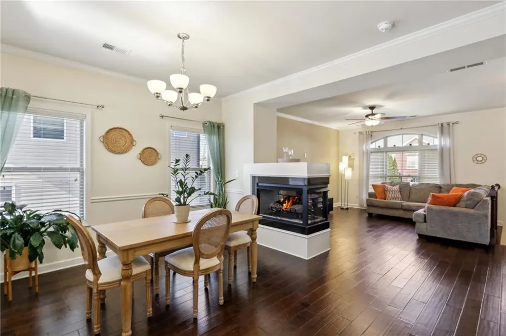 7395 Glisten Avenue Sandy Springs, GA 30328