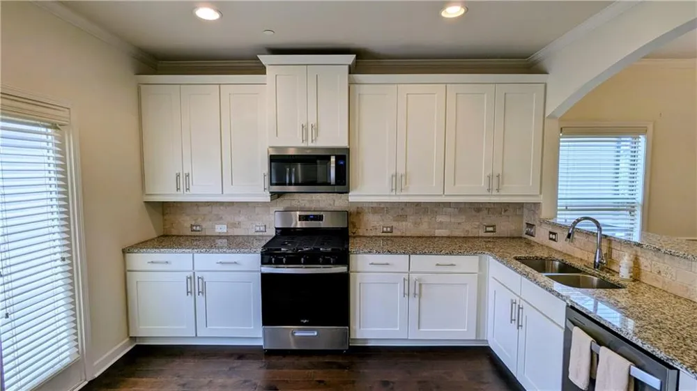 7395 Glisten Avenue Sandy Springs, GA 30328