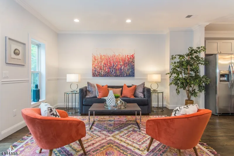 18 Chaz Way #18 Unit 18 Fairfield, NJ 07004