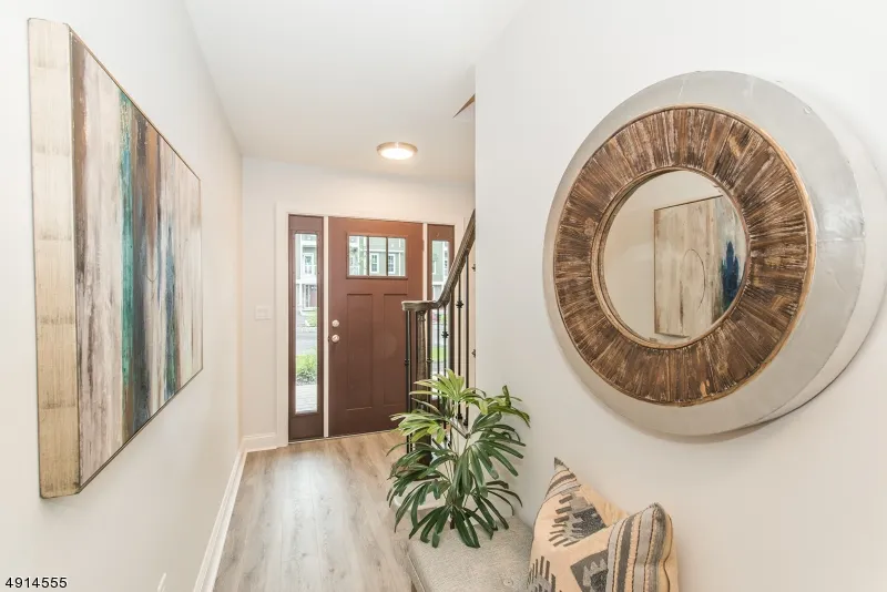 18 Chaz Way #18 Unit 18 Fairfield, NJ 07004