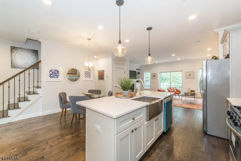 18 Chaz Way #18 Unit 18 Fairfield, NJ 07004