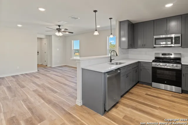 550,562,554,558 Abigail Alley San Antonio, TX 78253