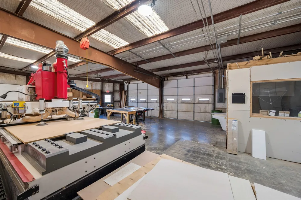 2824 W Main Street Gun Barrel City, TX 75156
