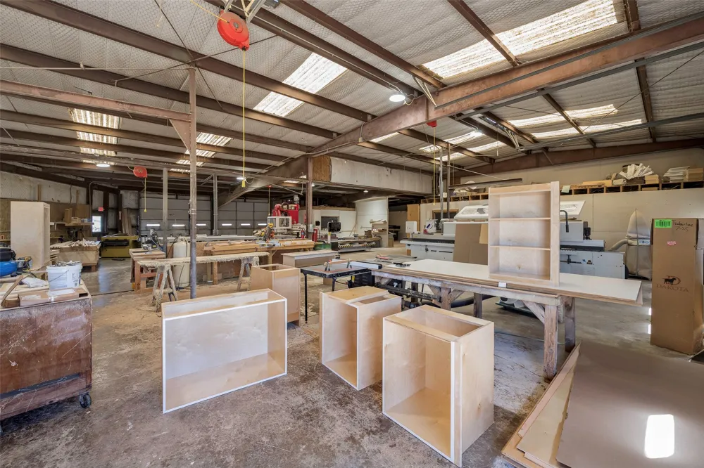 2824 W Main Street Gun Barrel City, TX 75156
