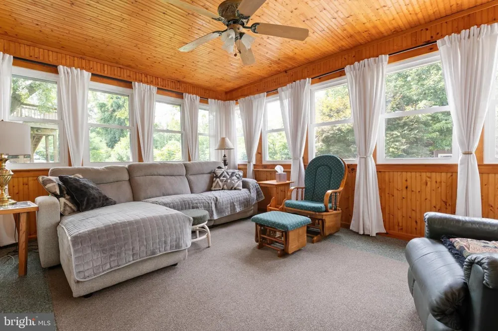 2814 RIDGE ROAD Huntingtown, MD 20639