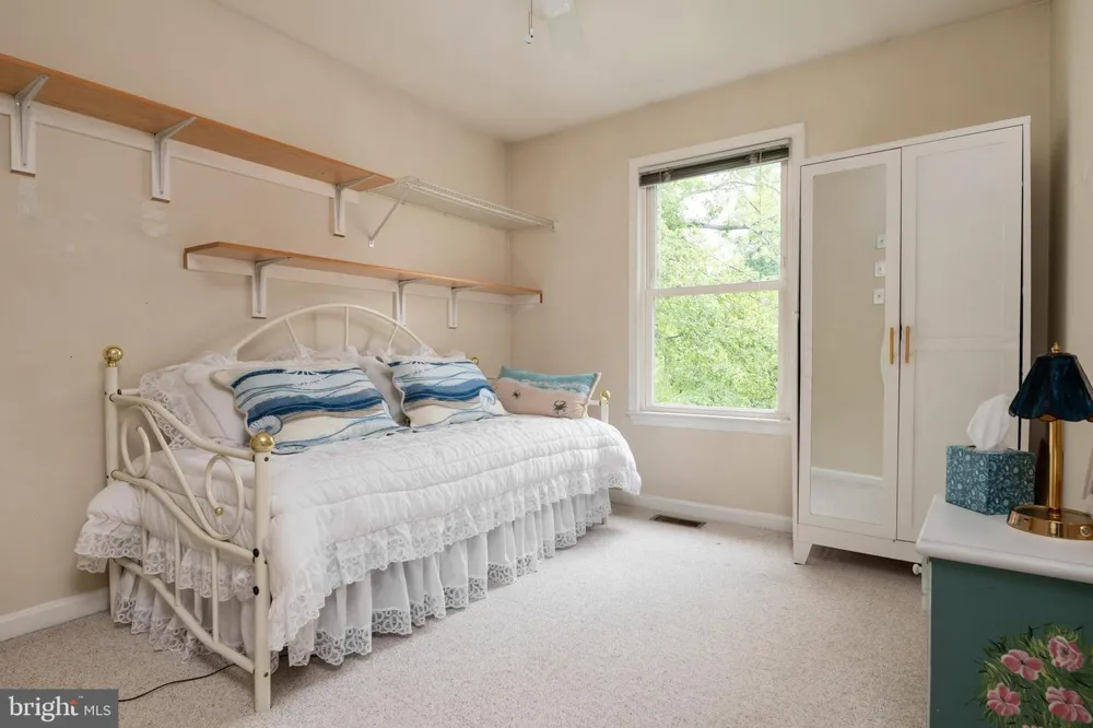 2814 RIDGE ROAD Huntingtown, MD 20639