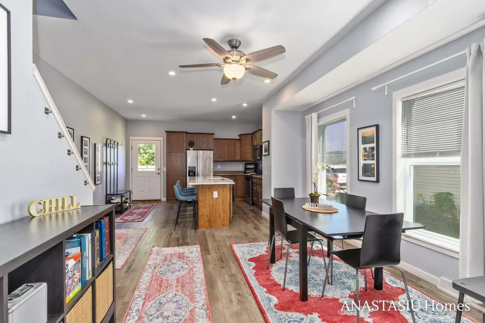 735 Bates Street SE Grand Rapids, MI 49503