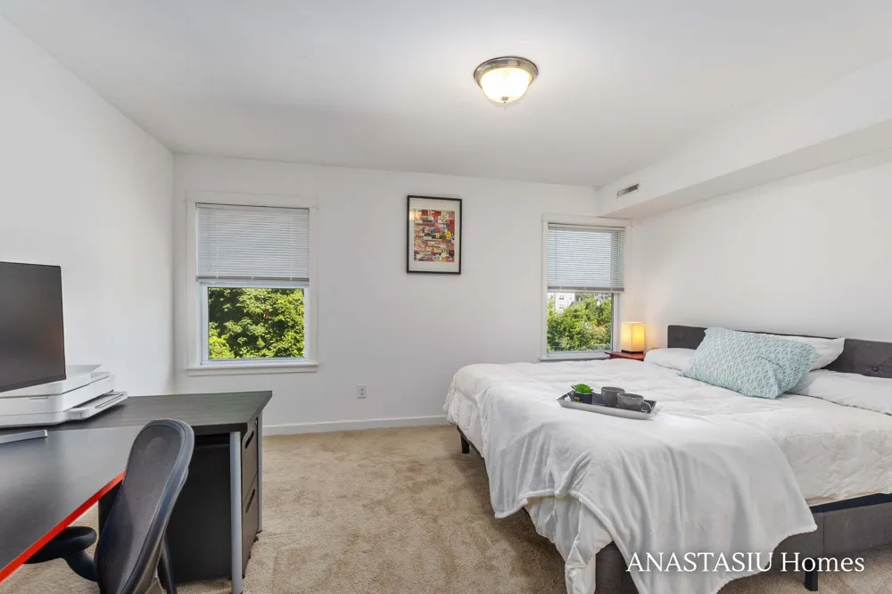 735 Bates Street SE Grand Rapids, MI 49503